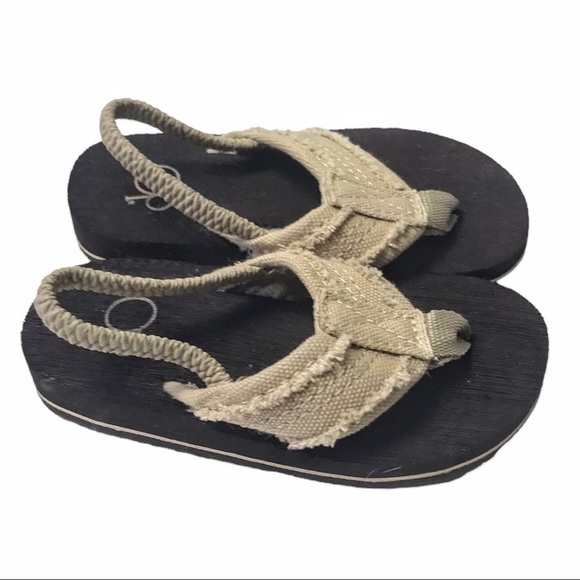 Ocean Pacific OP Beige Canvas Frayed Flip Flop Sandals - Picture 4 of 8